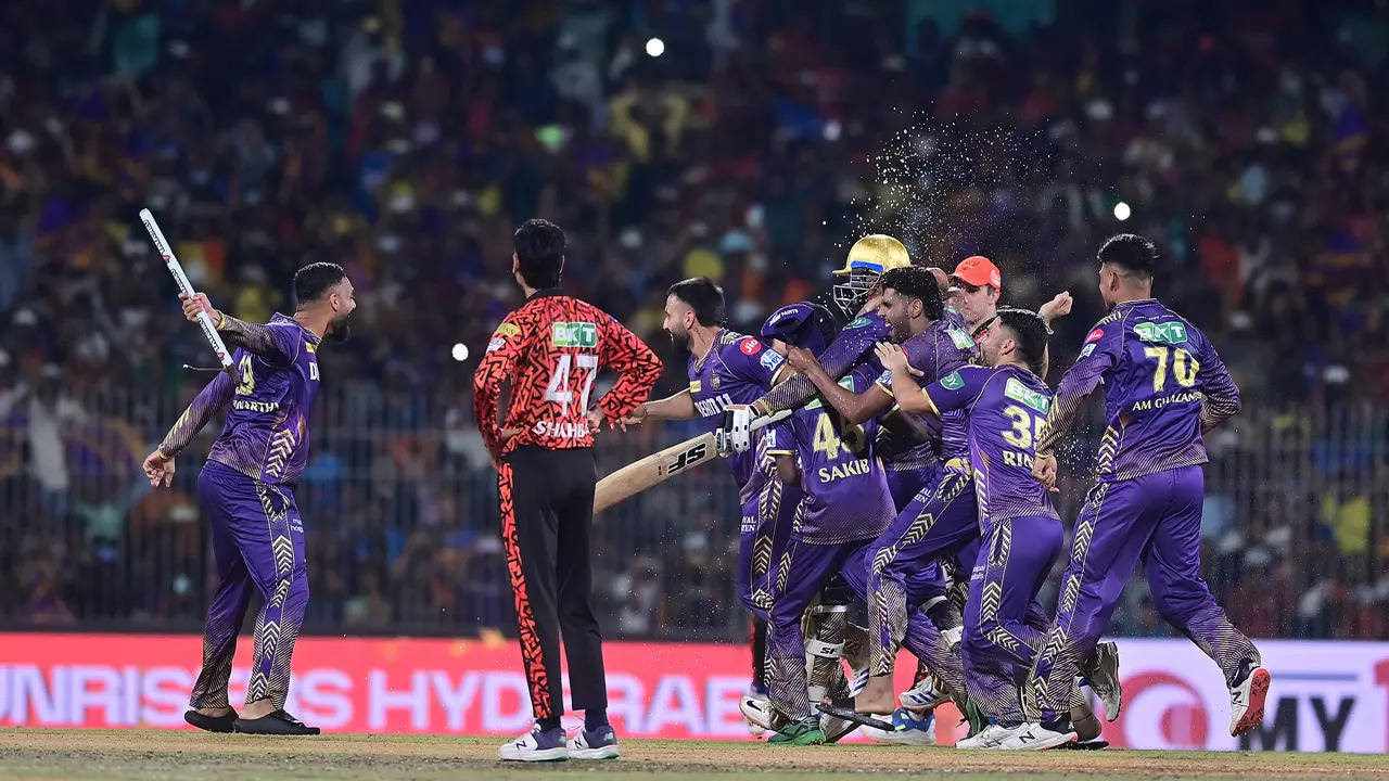 শিরোপা জিতল কেকেআর। ছবি : সংগৃহীত