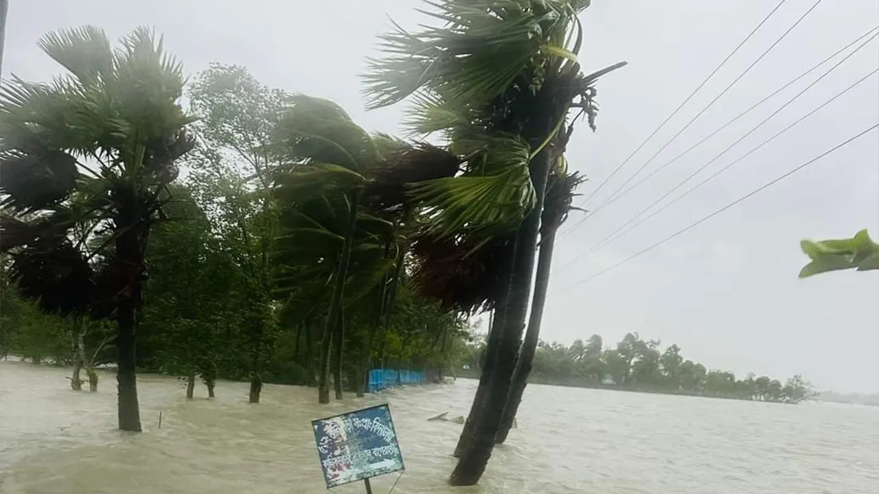 বাগেরহাটে পানিবন্দি লাখো মানুষ। ছবি : কালবেলা