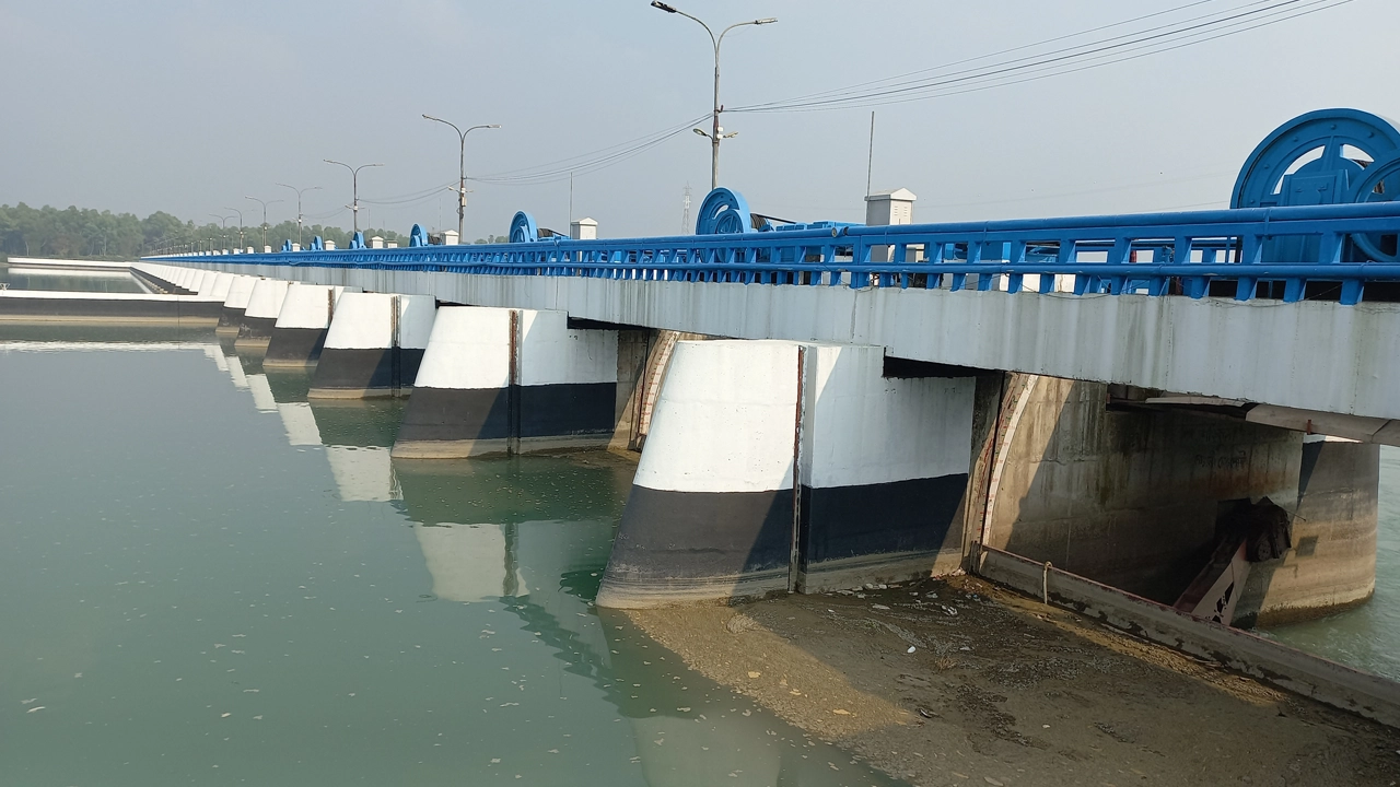 দেশের বৃহত্তম সেচ প্রকল্প তিস্তা ব্যারেজ। ছবি : কালবেলা