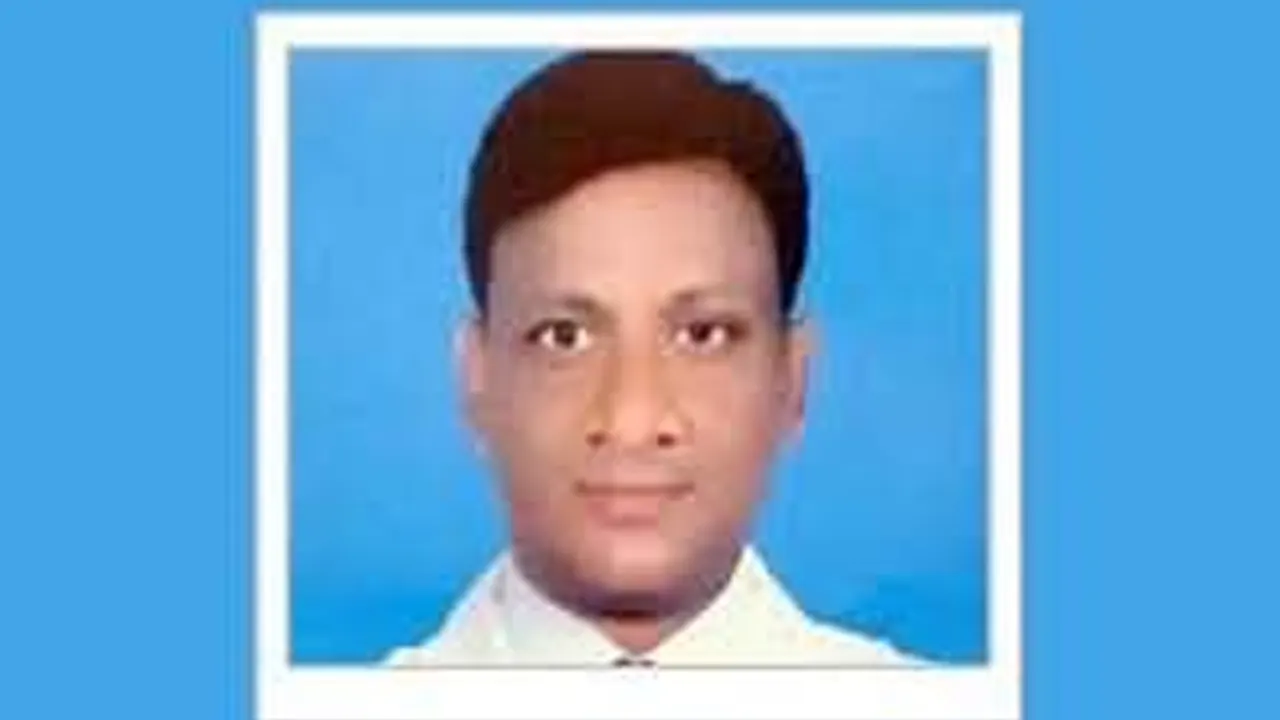 যৌন হয়রানির অভিযোগে বরখাস্ত হওয়া রাবি চিকিৎসাকেন্দ্রের উপপ্রধান ডা. রাজু আহমেদ। ছবি : কালবেলা