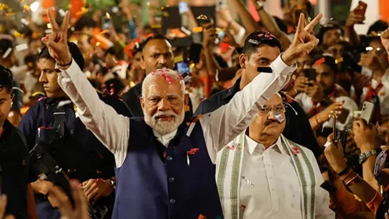 নরেন্দ্র মোদির বিজয় উদযাপন। ছবি : সংগৃহীত