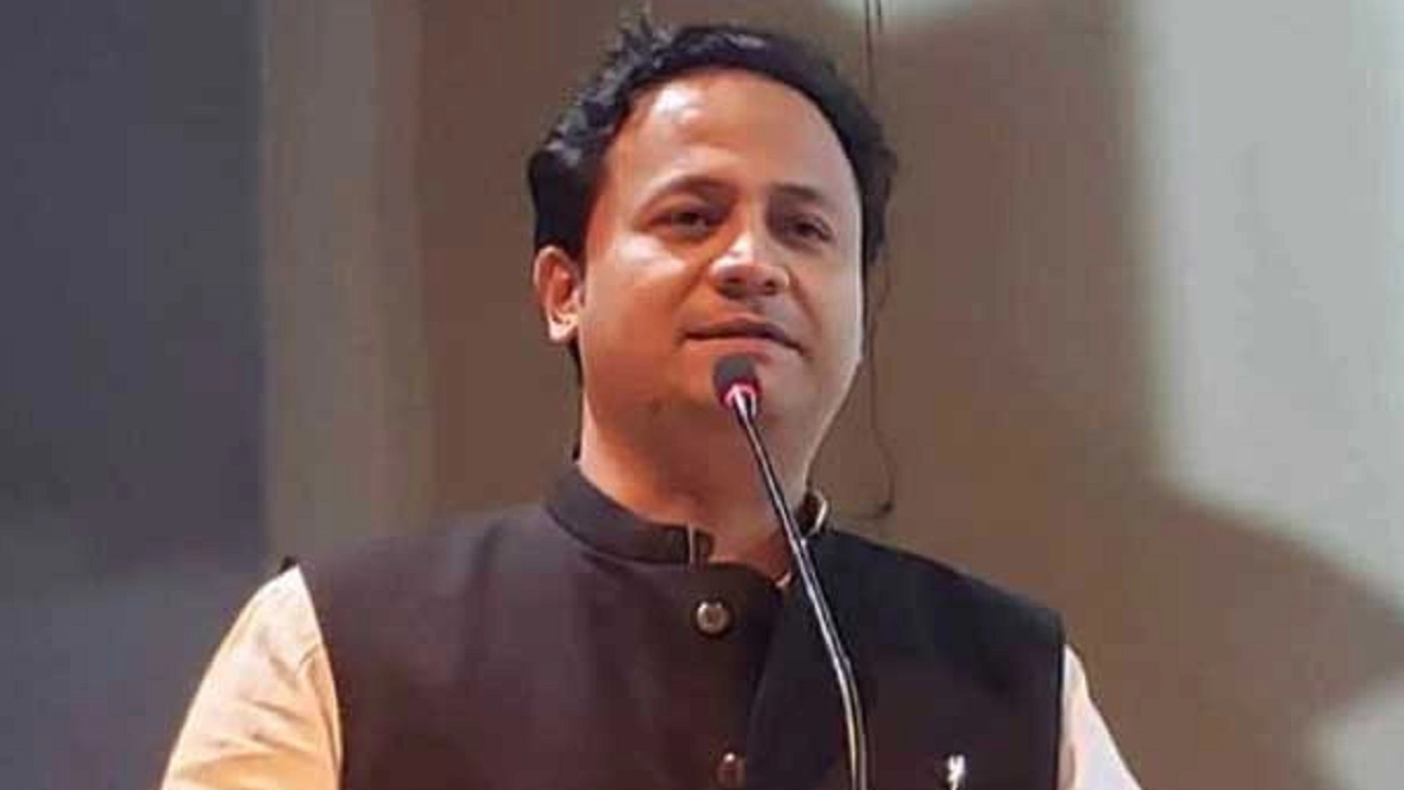 শিক্ষামন্ত্রী মহিবুল হাসান চৌধুরী। পুরোনো ছবি
