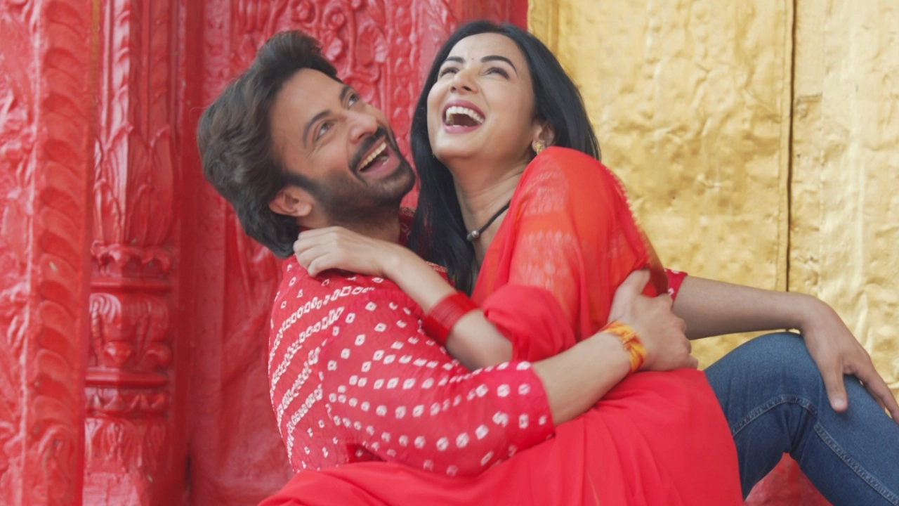 দরদ সিনেমায় শাকিব খান ও সোনাল চৌহান। ছবি : সংগৃহীত