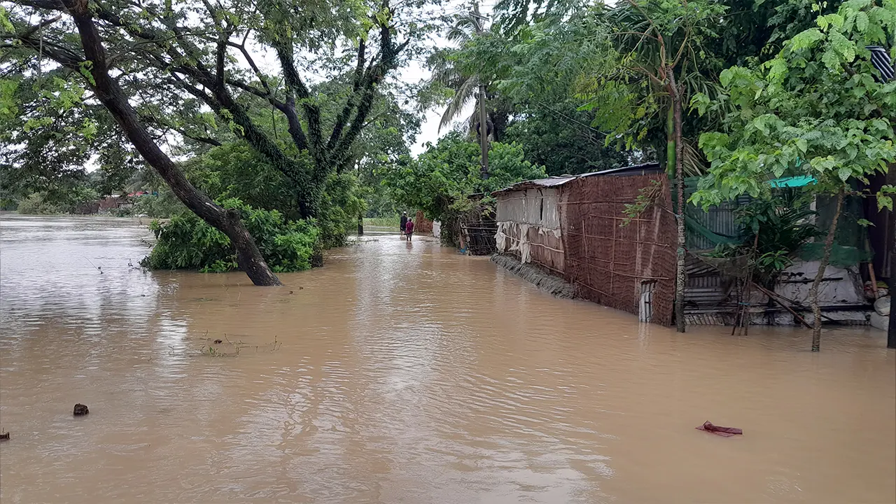 নিম্নাঞ্চল প্লাবিত। ছবি : কালবেলা