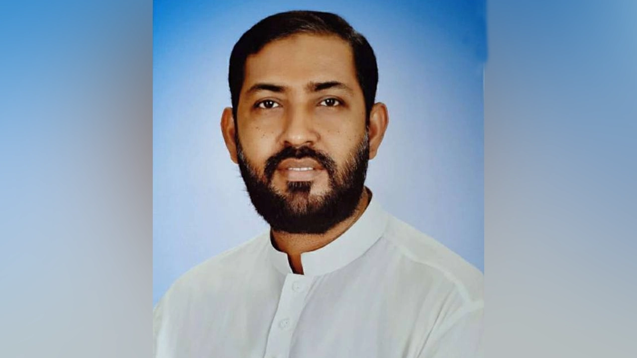 লেবার পার্টির চেয়ারম্যান মোস্তাফিজুর রহমান ইরান। পুরোনো ছবি