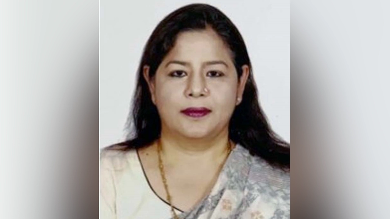 জাতীয় রাজস্ব বোর্ডের সদস্য মতিউর রহমানের প্রথম স্ত্রী লায়লা কানিজ লাকী। ছবি : সংগৃহীত