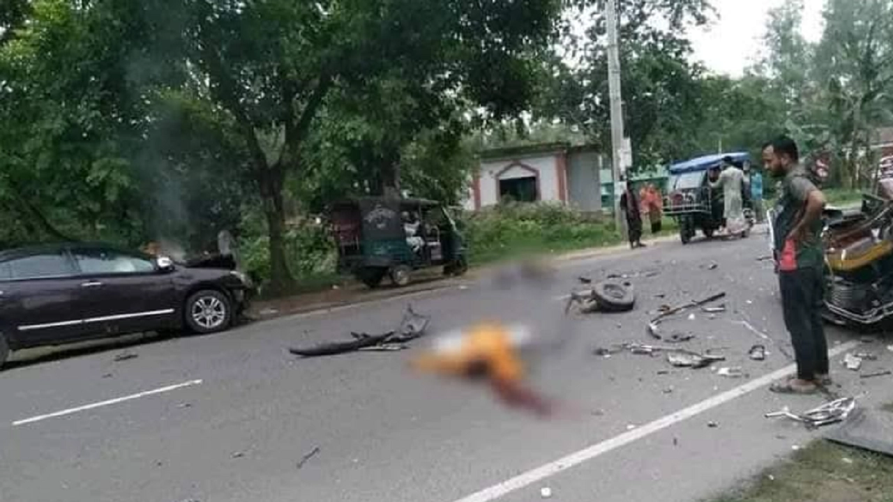 টাঙ্গাইলে প্রাইভেটকার ও মাহিন্দ্রা গাড়ির সংঘর্ষে ২ জন নিহত হয়েছেন। ছবি : কালবেলা