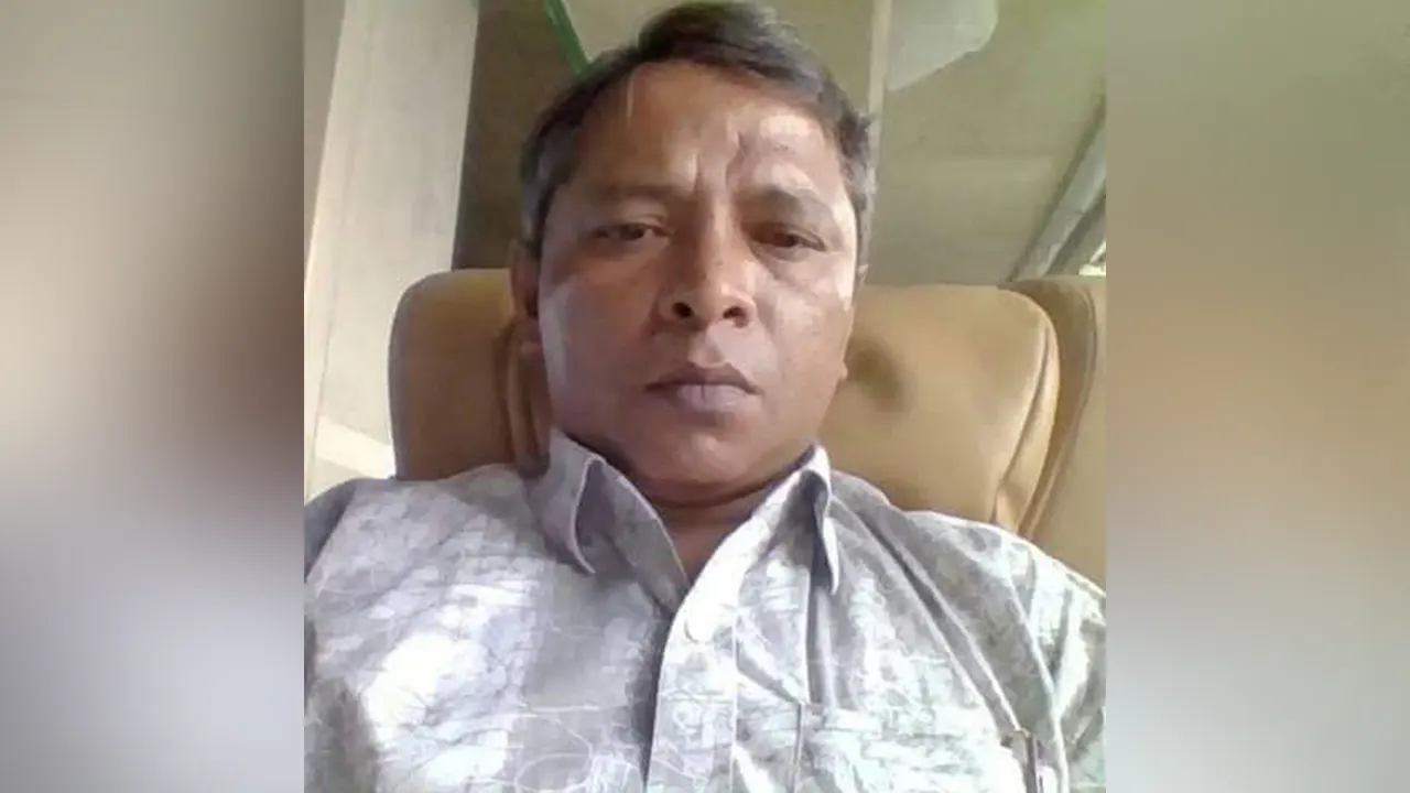 আরসি কলেজের ভারপ্রাপ্ত অধ্যক্ষ শহীদুল ইসলাম। ছবি : সংগৃহীত