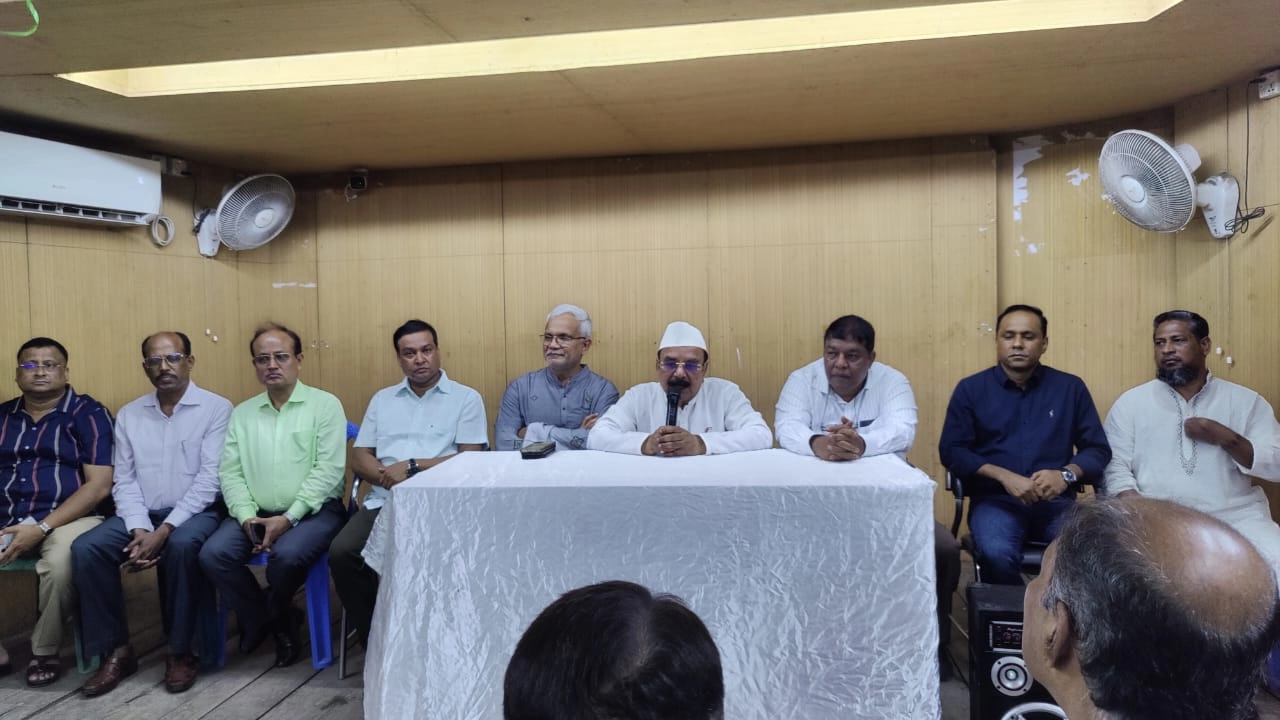 রাজধানীর ভাসানী ভবন মিলনায়তনে মহানগর বিএনপির কার্যালয়ে এক প্রস্তুতি সভায় প্রধান অতিথির বক্তব্য দেন গয়েশ্বর চন্দ্র রায়। ছবি : কালবেলা