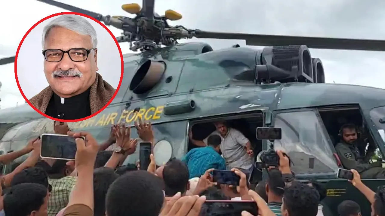 ডেপুটি স্পিকার অ্যাডভোকেট শামসুল হক টুকুকে জরুরি চিকিৎসার জন্য হেলিকপ্টারযোগে ঢাকায় নেওয়া হয়। ছবি : কালবেলা