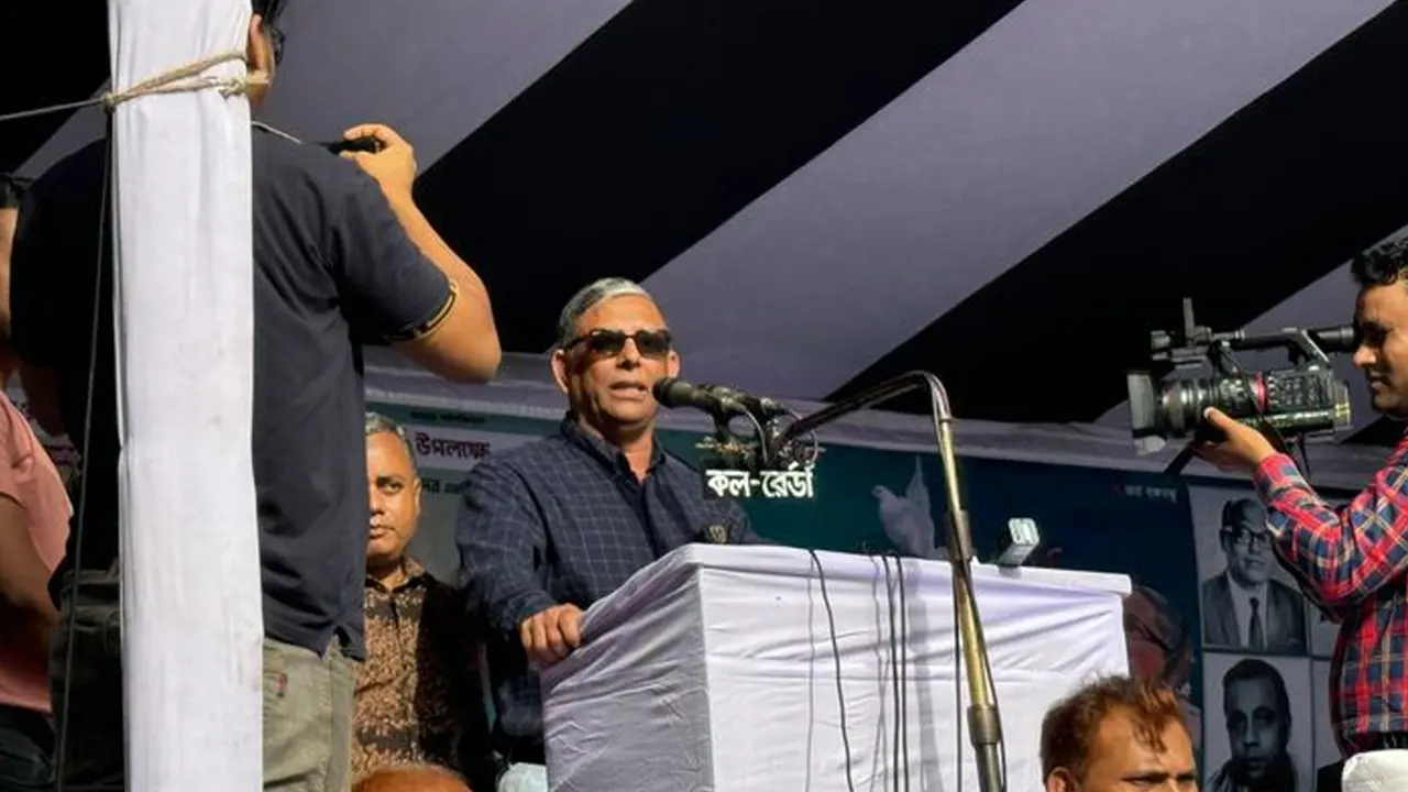 আলোচনা সভায় বক্তব্য রাখেন আওয়ামী লীগের যুগ্ম সাধারণ সম্পাদক আ ফ ম বাহাউদ্দিন নাছিম। ছবি : কালবেলা