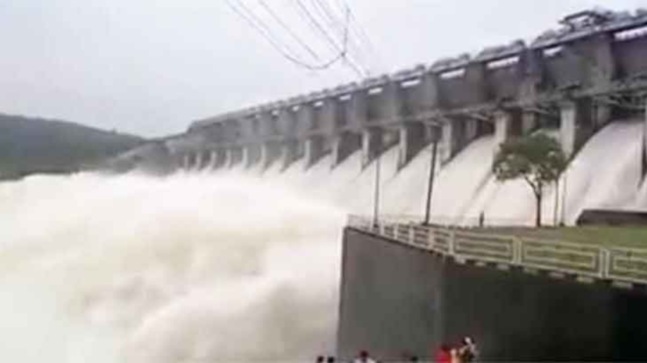 তিস্তা ব্যারেজ। ছবি : সংগৃহীত