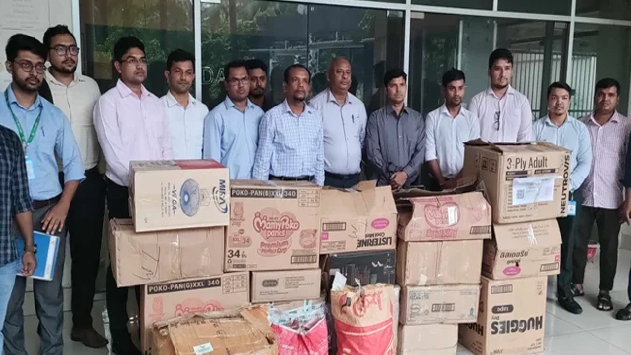 গুলশানের নাভানা টাওয়ারে অভিযান চালিয়ে প্রায় ৪০ লাখ টাকার বিদেশি ওষুধ জব্দ করা করেছে ঔষধ প্রশাসন অধিদপ্ত। ছবি : সংগৃহীত