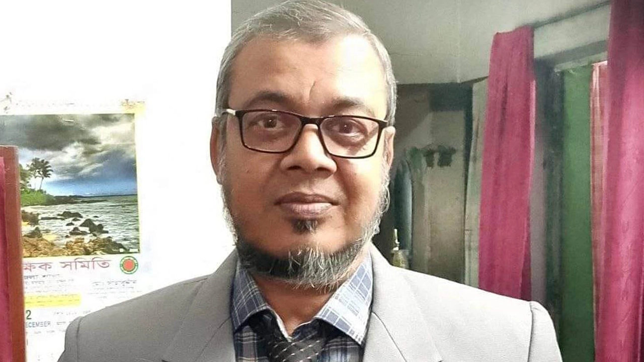 স্কুল শিক্ষক হাবিবুর রহমান। ছবি : সংগৃহীত