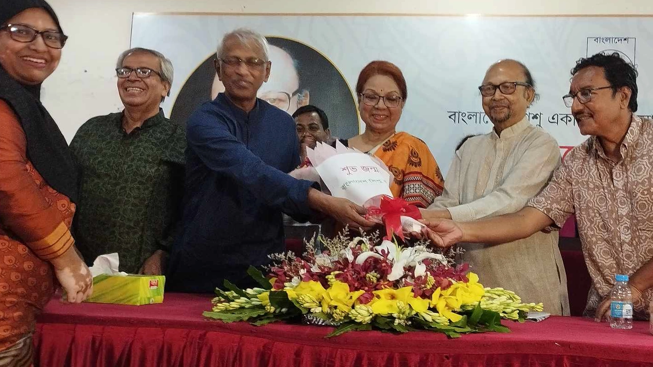 হাশেম খানের ৮৪তম জন্মদিন উপলক্ষে আলোচনা সভা। ছবি : কালবেলা