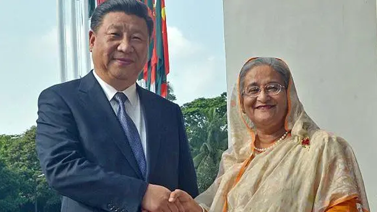 ২০১৬ সালে বাংলাদেশ সফর করেছিলেন চীনের প্রেসিডেন্ট শি জিনপিং। ছবি : সংগৃহীত