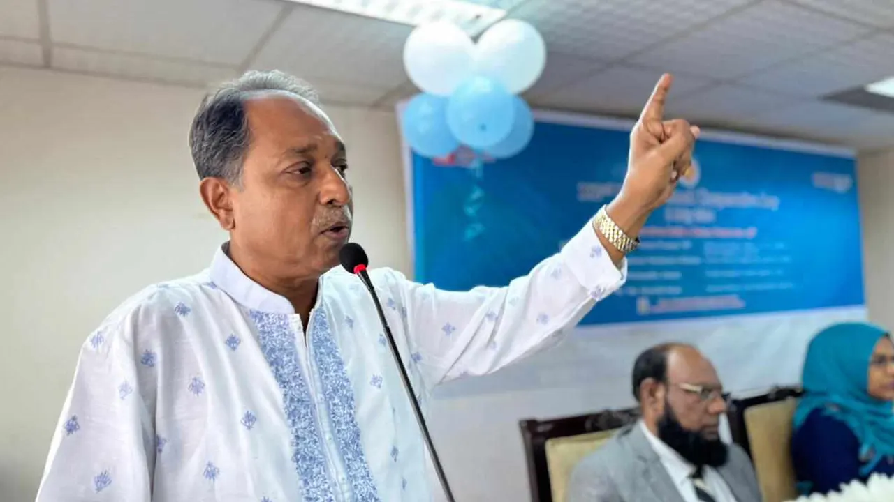 আন্তর্জাতিক সমবায় দিবসে বক্তব্য দেন সমবায় প্রতিমন্ত্রী। ছবি : কালবেলা