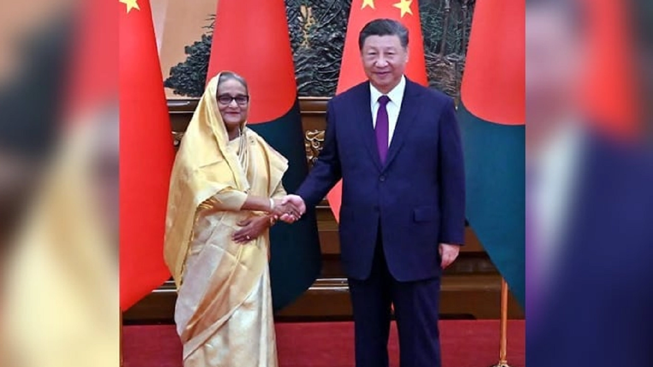 প্রধানমন্ত্রী শেখ হাসিনা ও চীনের প্রেসিডেন্ট শি জিনপিং। ছবি : সংগৃহীত