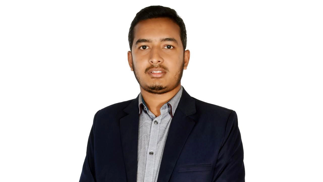 দৈনিক কালবেলার সাংবাদিক ওমর ফারুক নাঈম।