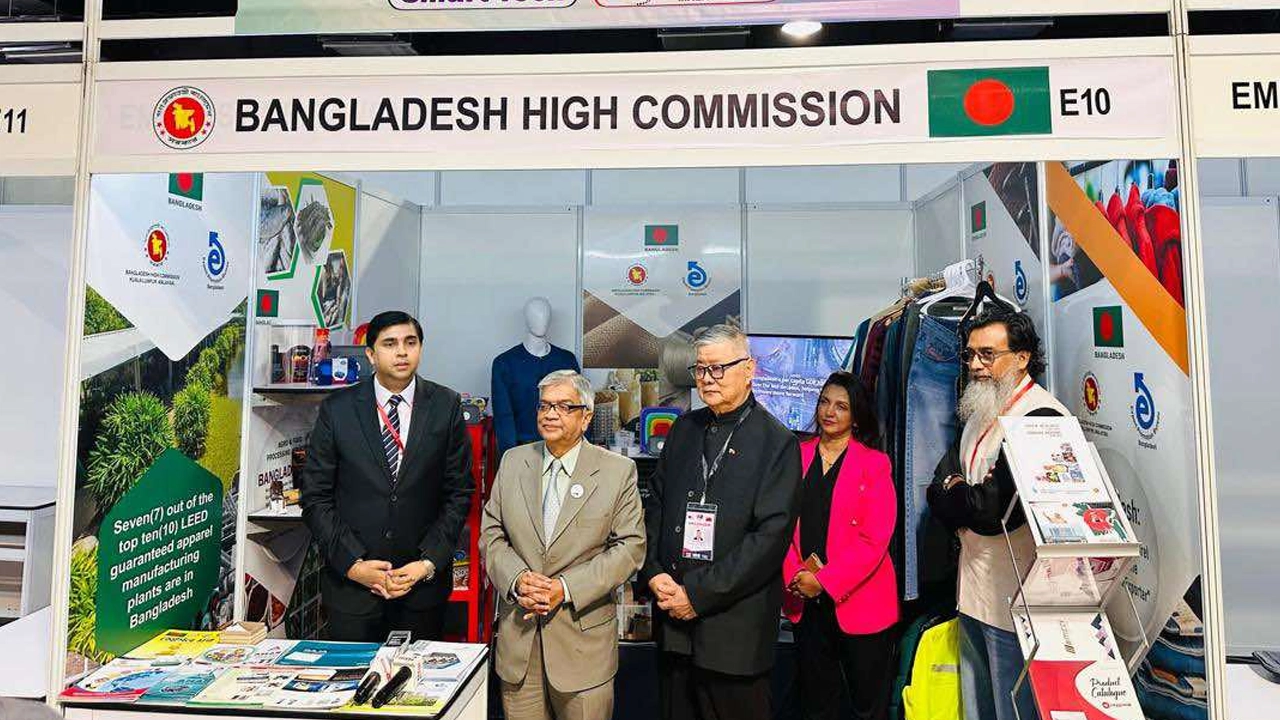 মালয়েশিয়ায় আন্তর্জাতিক মেশিনারি মেলায় প্রথমবারের মতো অংশগ্রহণ করছে বাংলাদেশ। ছবি : কালবেলা
