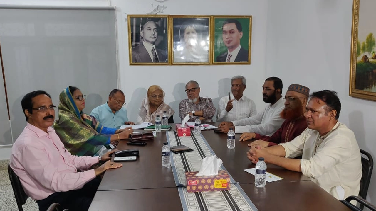 বিএনপির লিয়াজোঁ কমিটির সঙ্গে বৈঠকে করেছে লেবার পার্টি। ছবি : কালবেলা