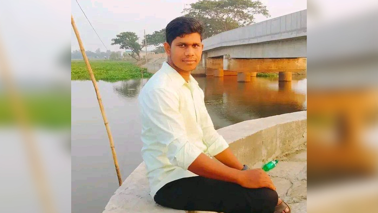 বার কাউন্সিলের পরীক্ষার্থী ইমাদ উদ্দিন রকিব। ছবি : সংগৃহীত