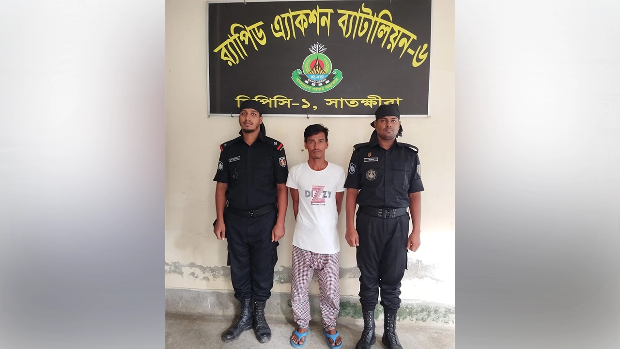 গ্রেপ্তার হত্যা মামলায় পলাতক আসামি সালাহ উদ্দিন গাজী। ছবি : কালবেলা