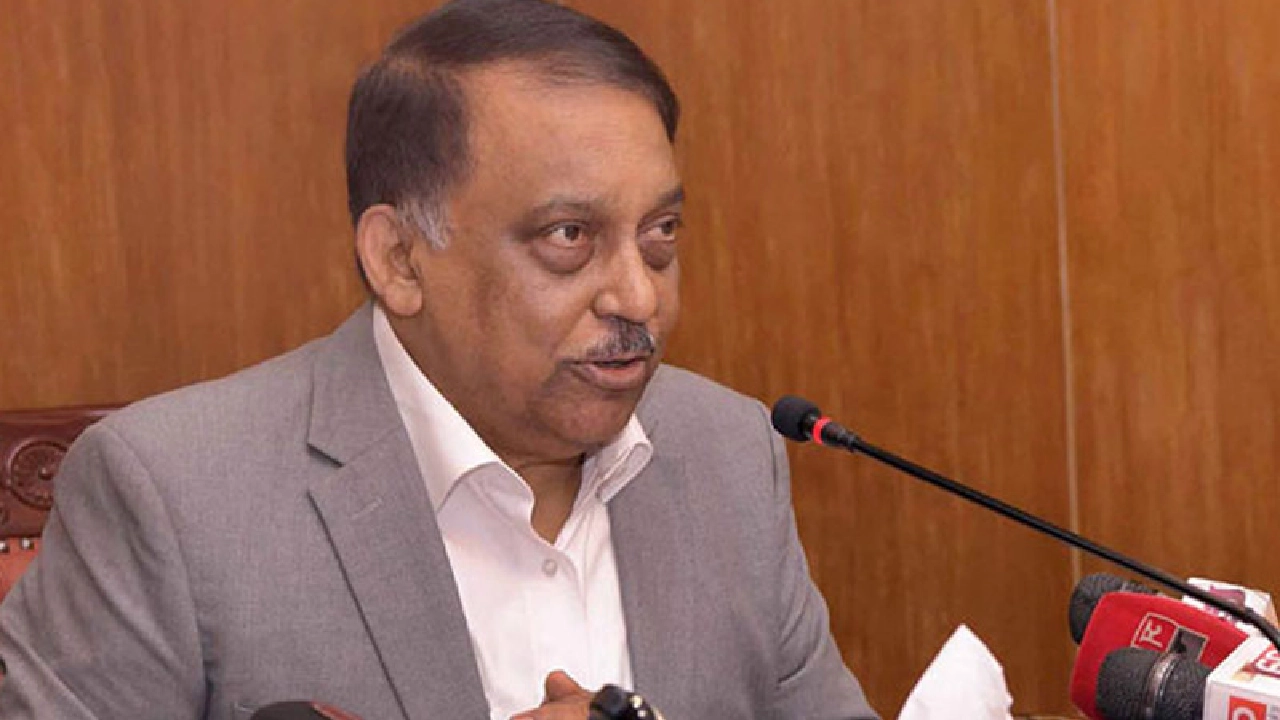 স্বরাষ্ট্রমন্ত্রী আসাদুজ্জামান খান। পুরোনো ছবি