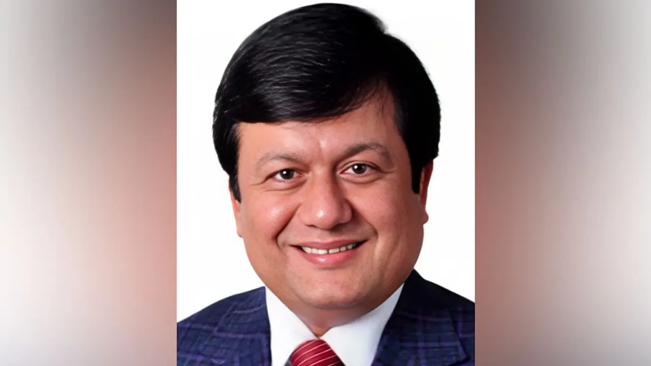 জাতীয় রাজস্ব বোর্ডের (এনবিআর) আলোচিত সাবেক কর্মকর্তা মতিউর রহমান। ছবি : সংগৃহীত