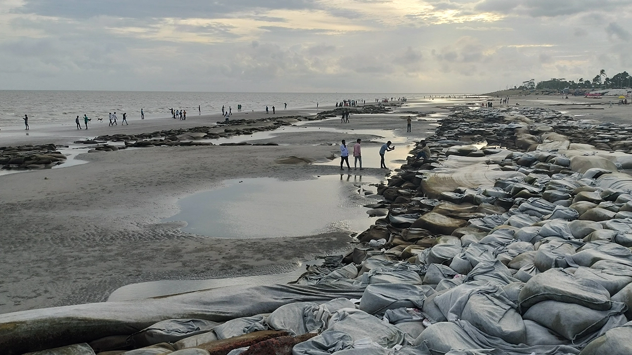 কুয়াকাটা সমুদ্র সৈকত। ছবি : কালবেলা