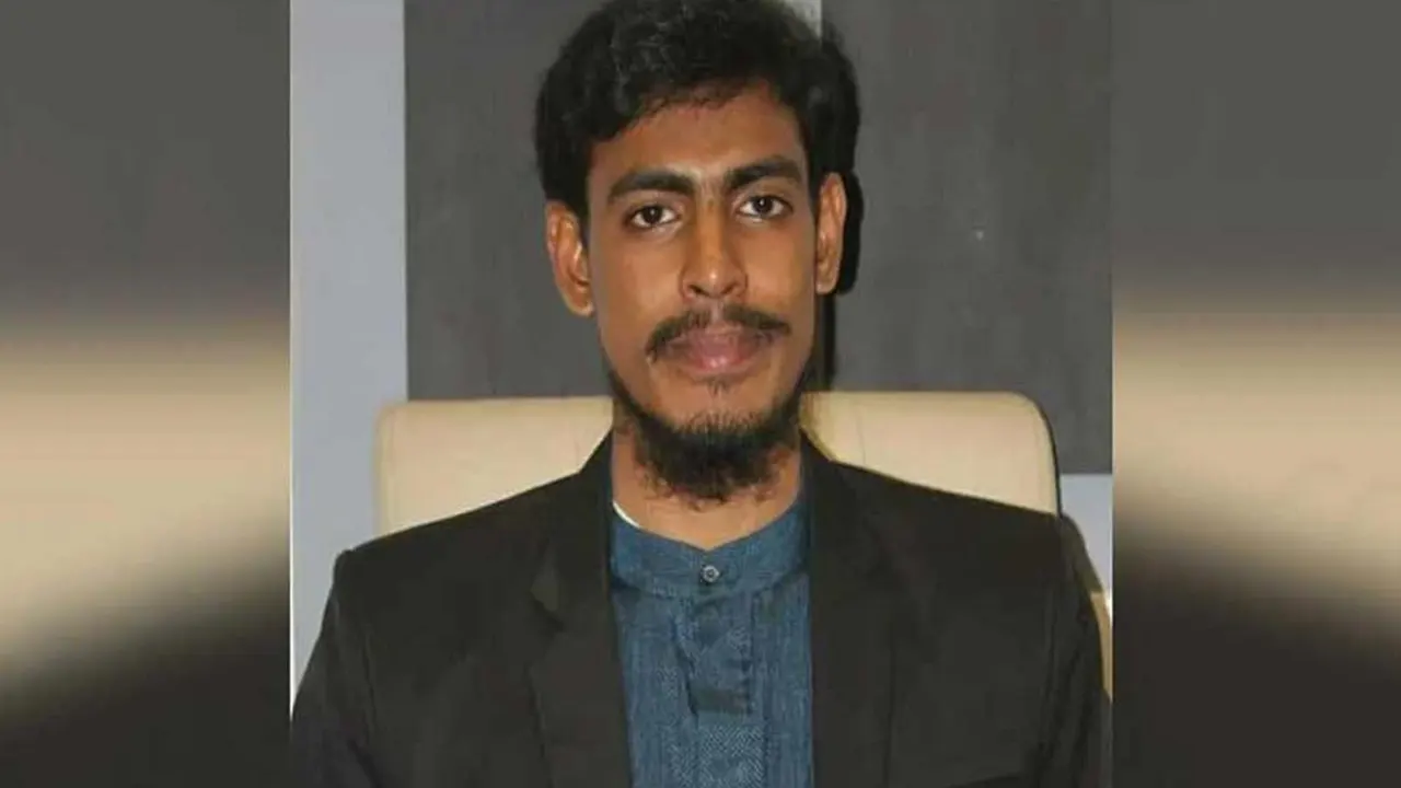 ডাকসুর সাবেক সমাজসেবা সম্পাদক আখতার হোসেন। ছবি : সংগৃহীত