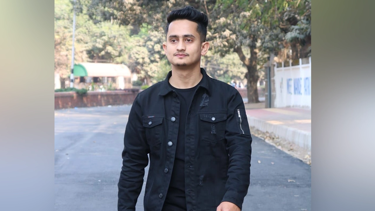 মুক্তি পেয়েই সমন্বয়ক সারজিসের স্ট্যাটাস