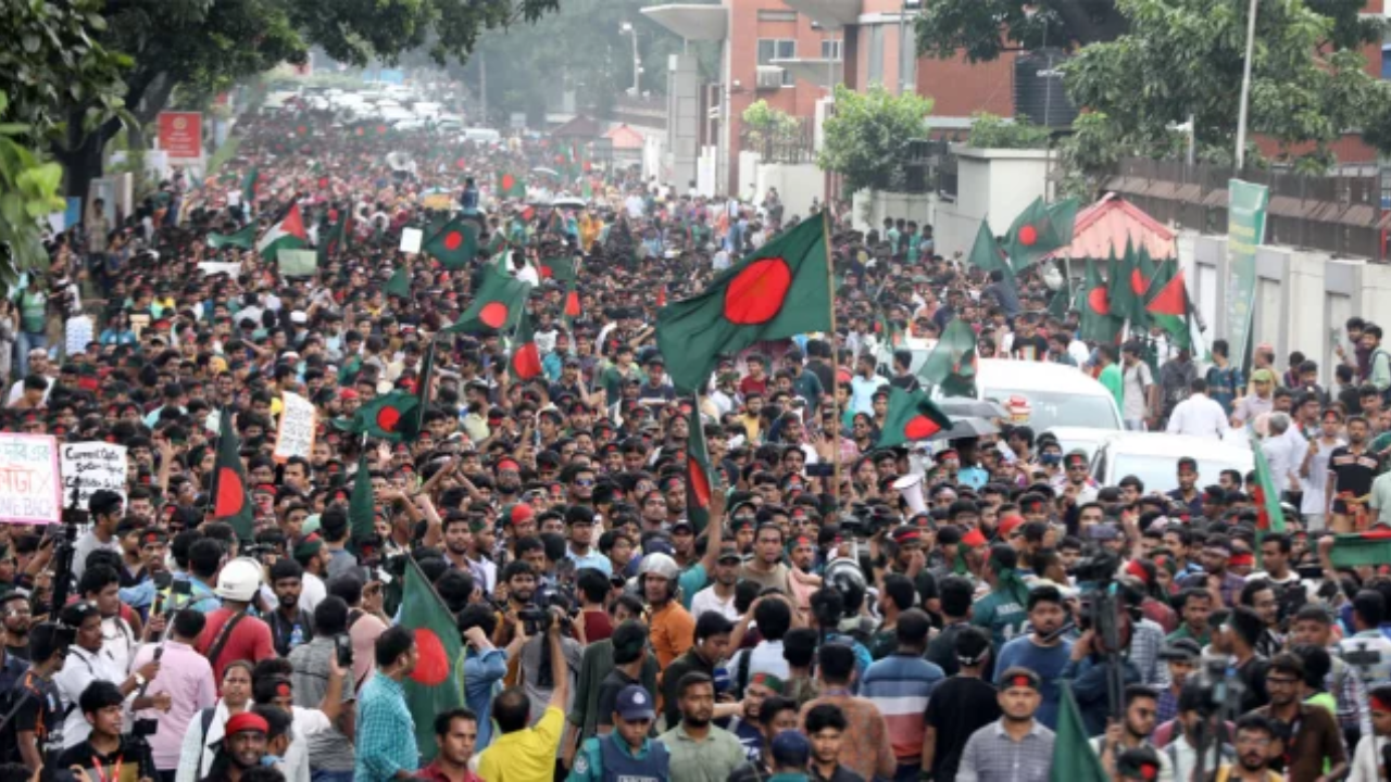 ছাত্র আন্দোলনের একটি পুরোনো চিত্র। ছবি : সংগৃহীত