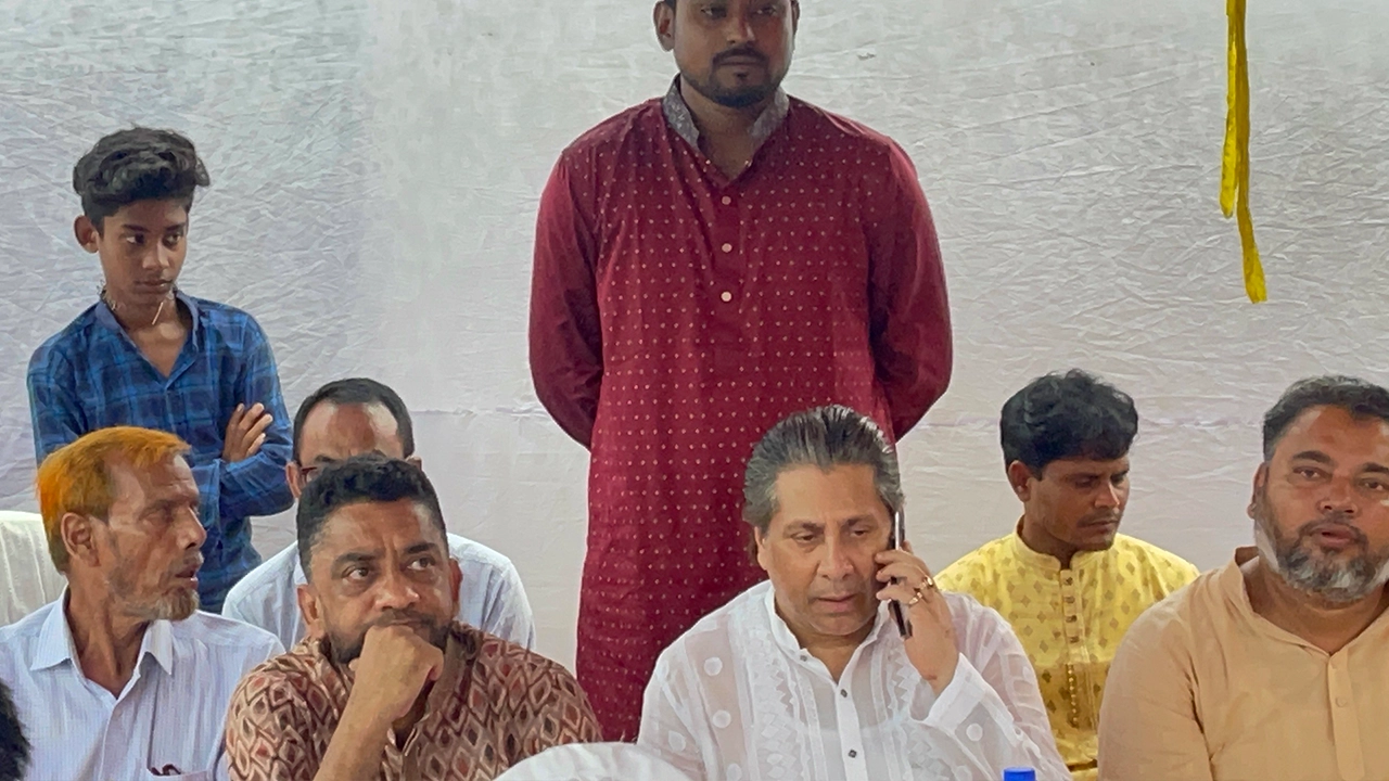 মতবিনিময় সভায় নারায়ণগঞ্জ-৩ (সোনারগাঁ) আসনের সংসদ সদস্য আব্দুল্লাহ আল কায়সার। ছবি : কালবেলা