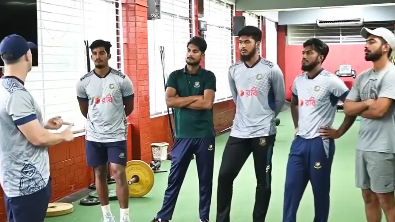 স্ট্রেংথ ট্রেইনিংয়ে ক্রিকেটারদের একাংশ। ছবি : সংগৃহীত