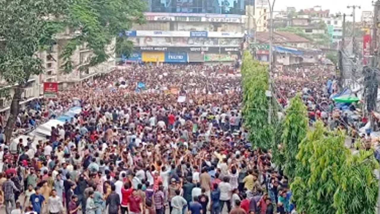 চট্টগ্রাম নিউ মার্কেট চত্বর। ছবি : সংগৃহীত