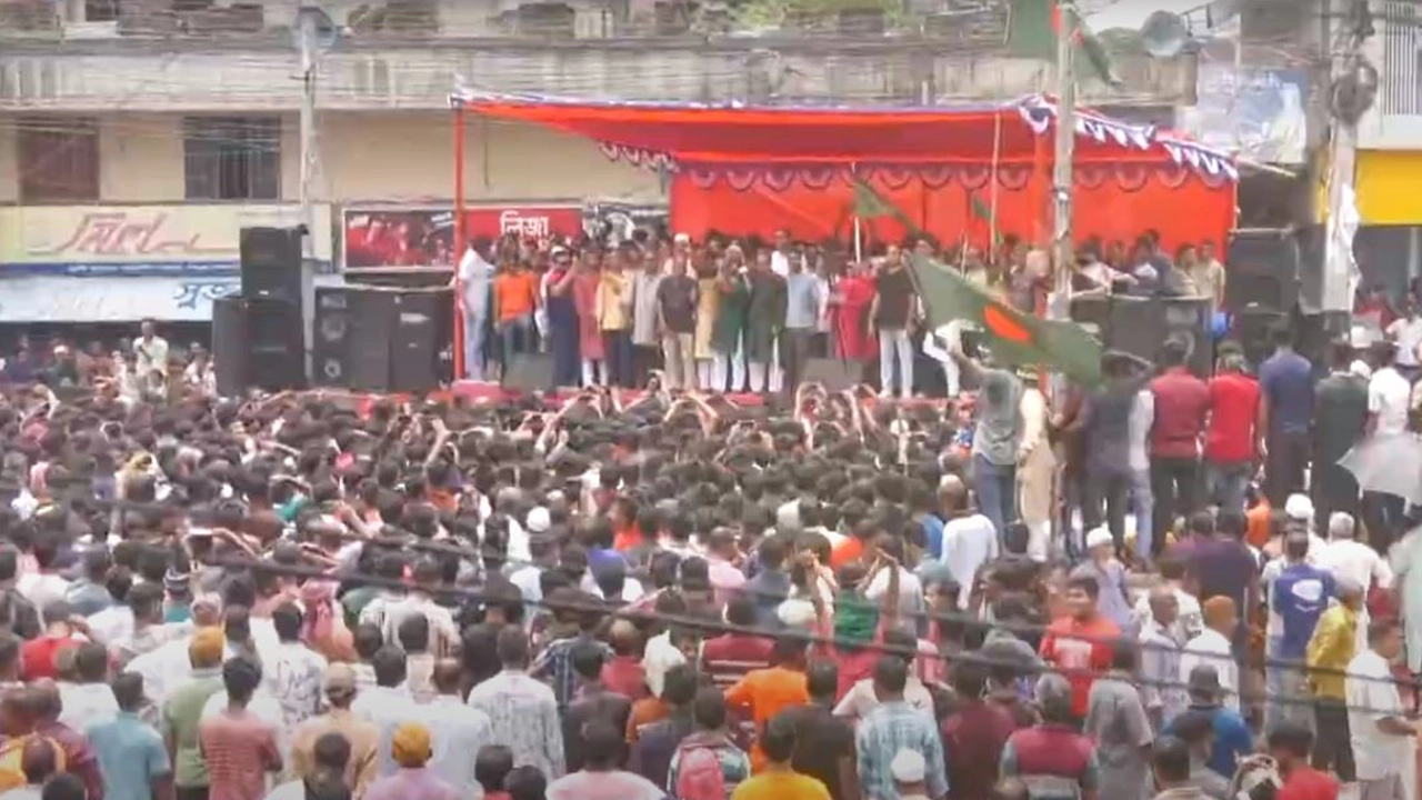 ঝিনাইদহে বিএনপির আনন্দ মিছিল ও সমাবেশ। ছবি : কালবেলা