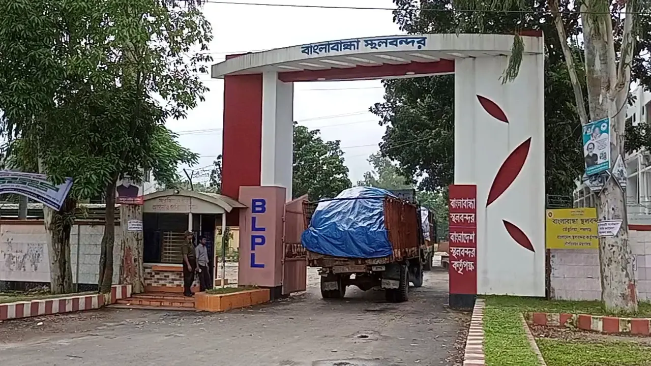 ‘মন্ত্রণালয় থেকে চিঠি পাইনি তাই স্কুল বন্ধ রেখেছি’