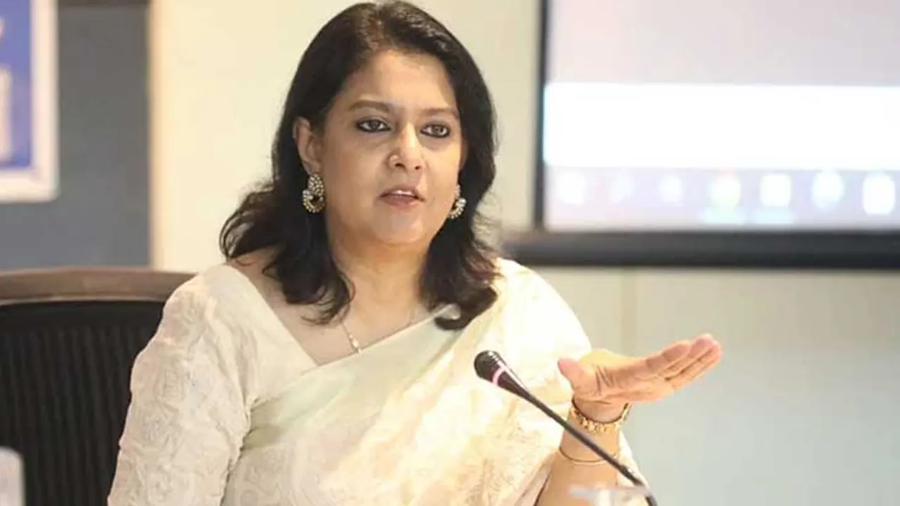 অন্তর্বর্তীকালীন সরকারের বন ও পরিবেশ উপদেষ্টা সৈয়দা রিজওয়ানা হাসান। পুরোনো ছবি