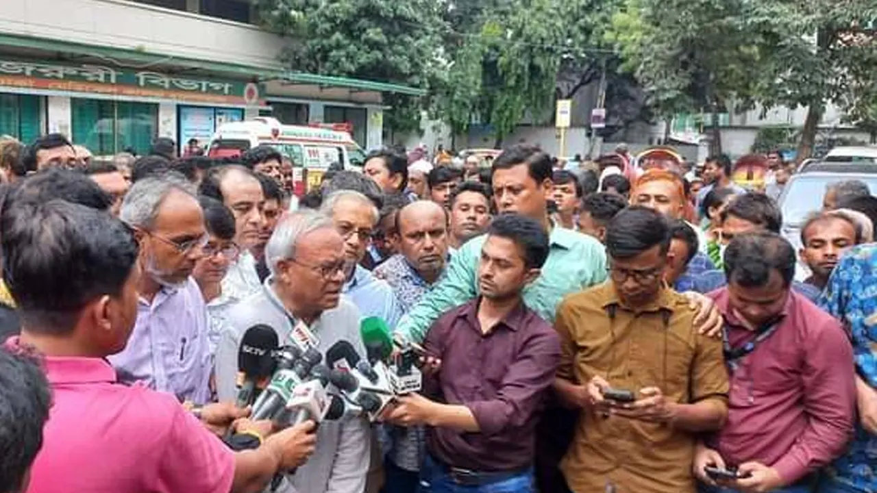 বিএনপির সিনিয়র যুগ্ম মহাসচিব রুহুল কবির রিজভী। ছবি : কালবেলা