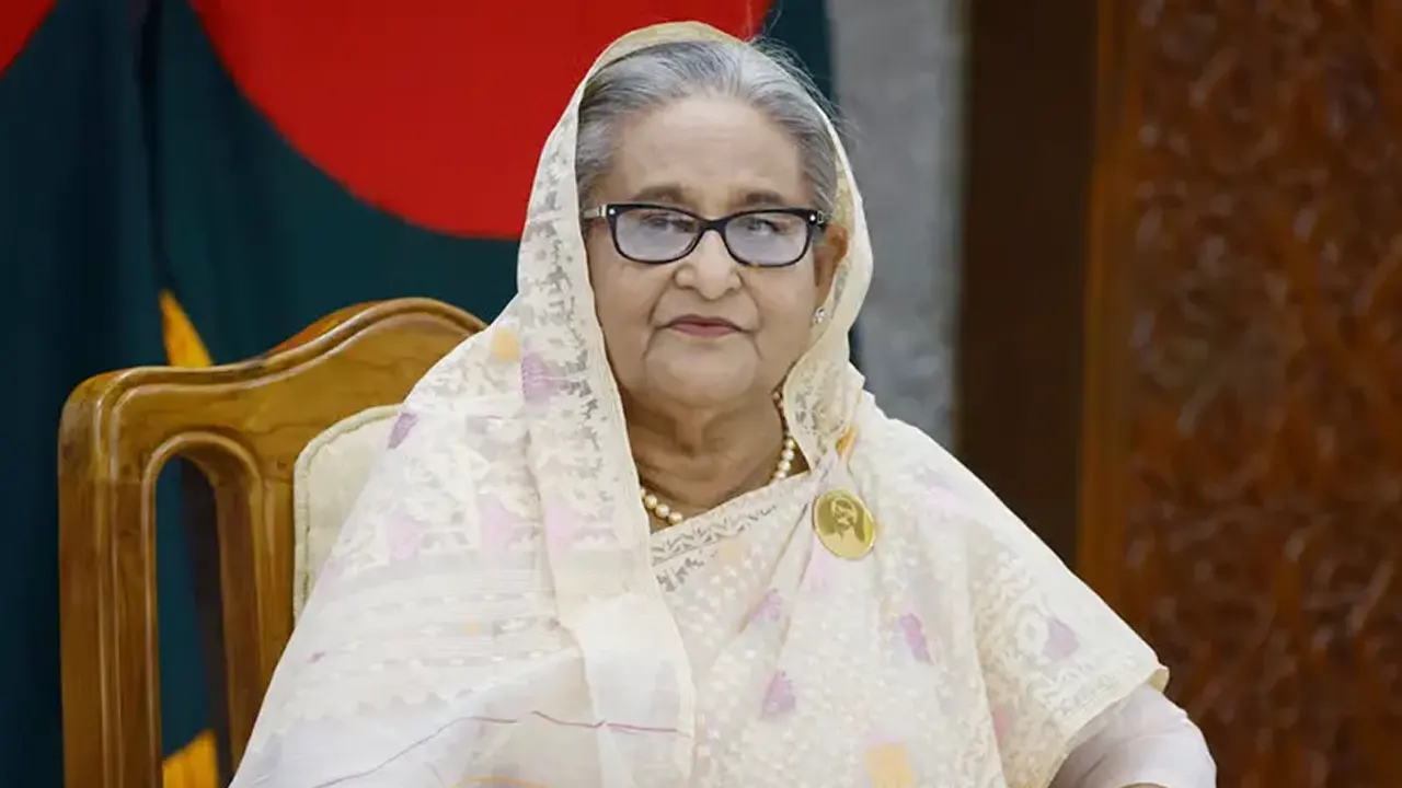 ক্ষমতাচ্যুতির পর শেখ হাসিনার প্রথম বার্তা