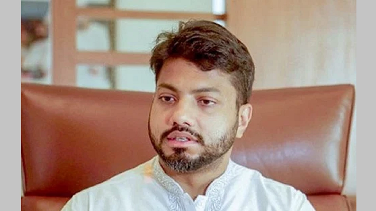 ইশরাক হোসেন। ছবি : সংগৃহীত