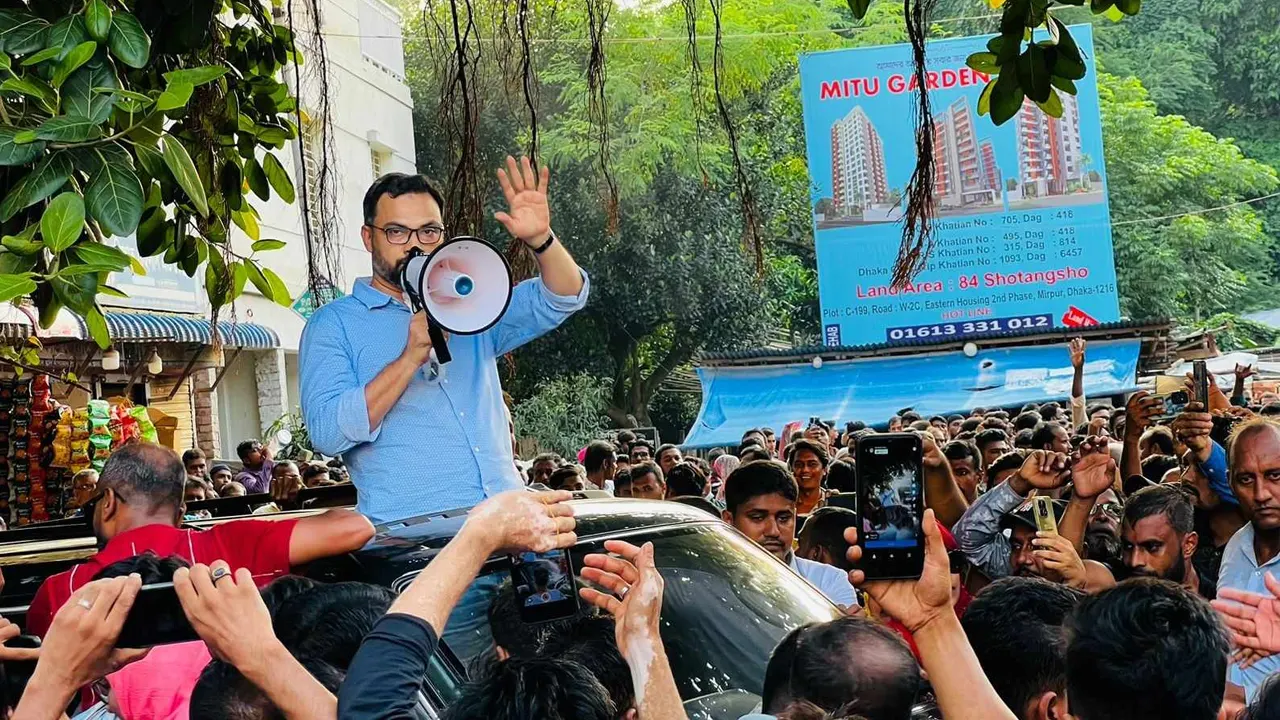 বক্তব্য রাখছেন বিএনপির কেন্দ্রীয় ক্রীড়াবিষয়ক সম্পাদক আমিনুল হক ছবি : কালবেলা