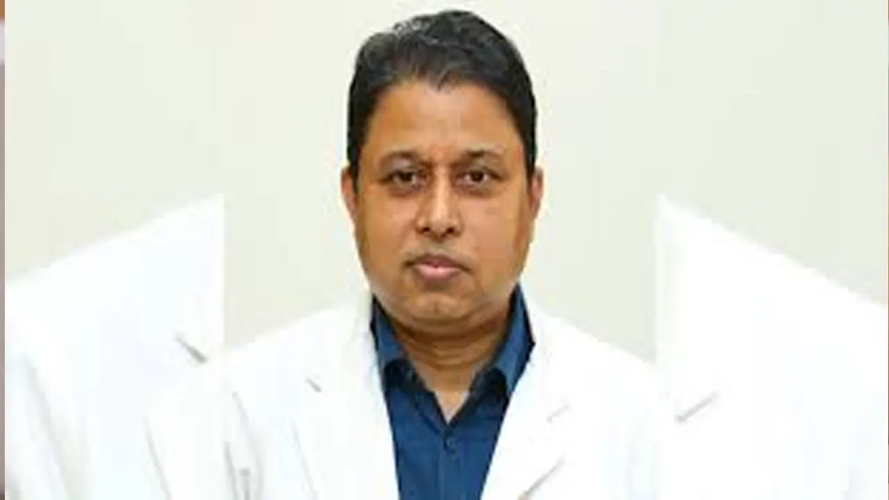 বিএসএমএমইউ প্রো-ভিসি ডা. আতিক। ছবি : সংগৃহীত