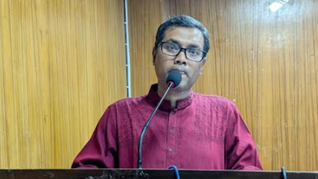 বরিশাল বিশ্ববিদ্যালয়ের উপাচার্য ড. মোহাম্মদ বদরুজ্জামান ভূঁইয়া। ছবি : সংগৃহীত