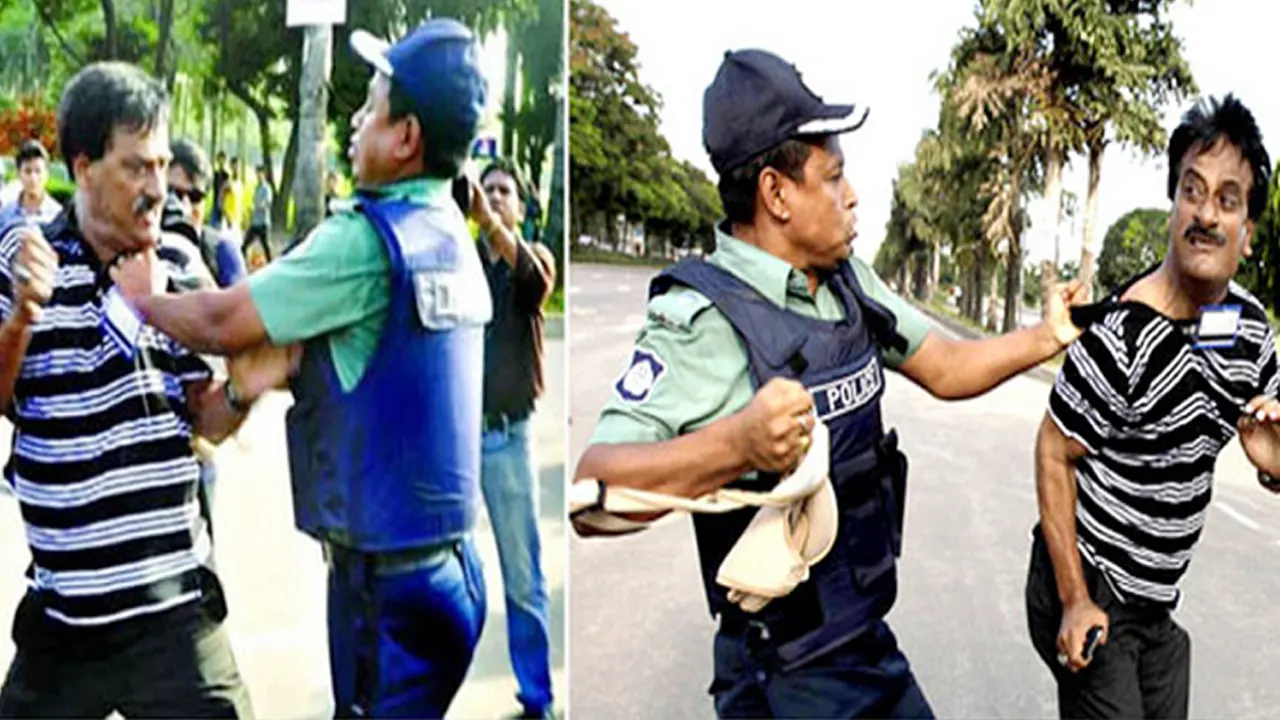 জয়নুল আবদিনকে মারধরের দৃশ্য। পুরোনো ছবি