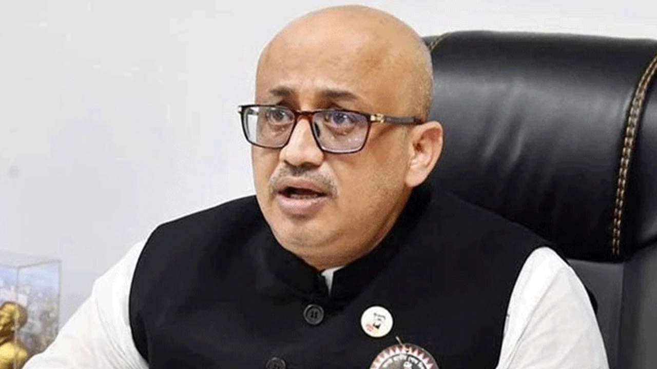সাবেক তথ্য ও সম্প্রচার প্রতিমন্ত্রী ডা. মুরাদ হাসান। পুরোনো ছবি