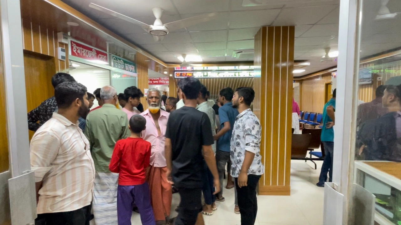 সোনারগাঁয়ে বিএনপির দুগ্রুপের সংঘর্ষের ঘটনায় হাসপাতালের চিত্র। ছবি : কালবেলা