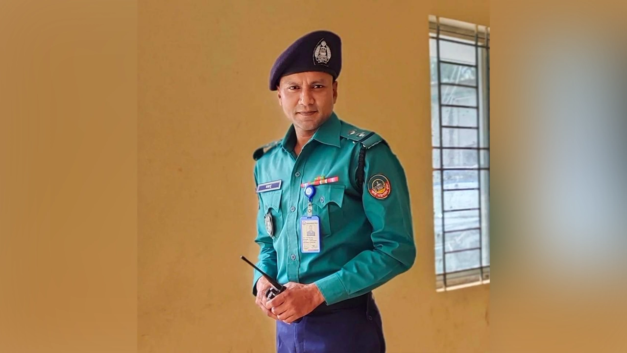 এসআই মজনু। ছবি : সংগৃহীত