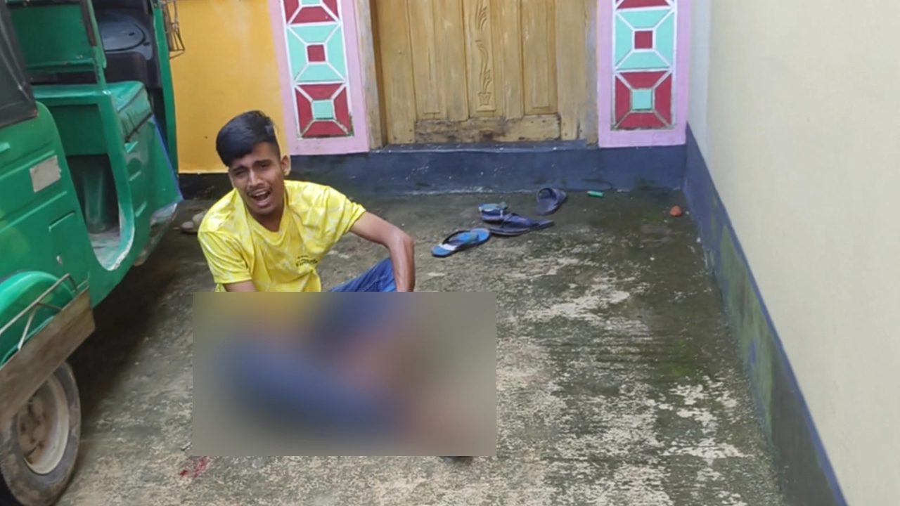 পায়ে গুলি লাগার পর নিজেই হাসপাতালের উদ্দেশে রওনা দেন রিপন। ছবি : কালবেলা